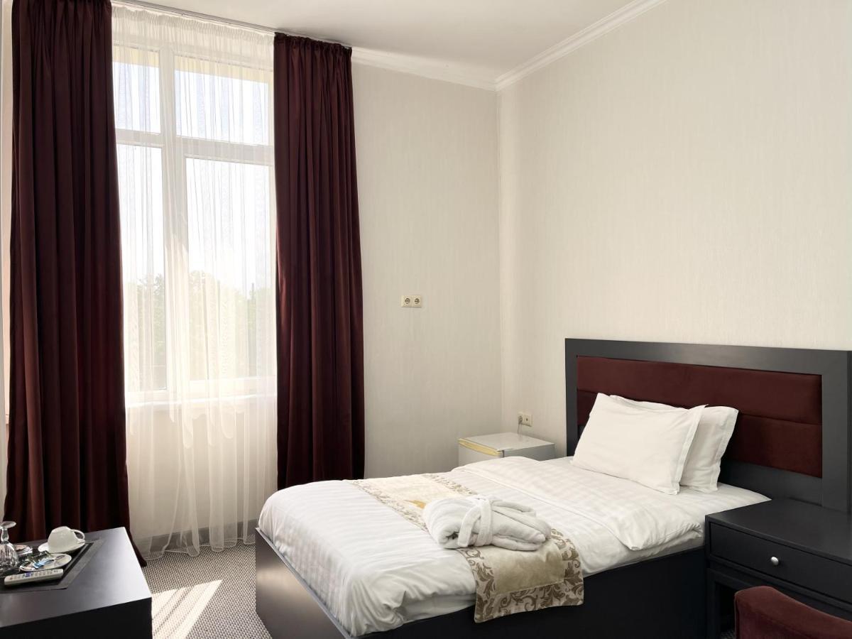 Almaty Grand Erbil Hotel Exterior photo